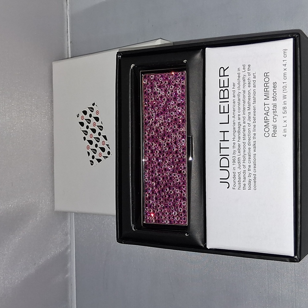 NIB Judith Leiber compact